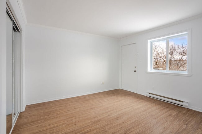 Photo du bâtiment - 91 AV JOLLIET