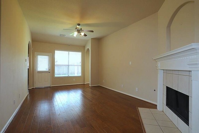 Foto del edificio - 25811 Sundrop Meadows Ln