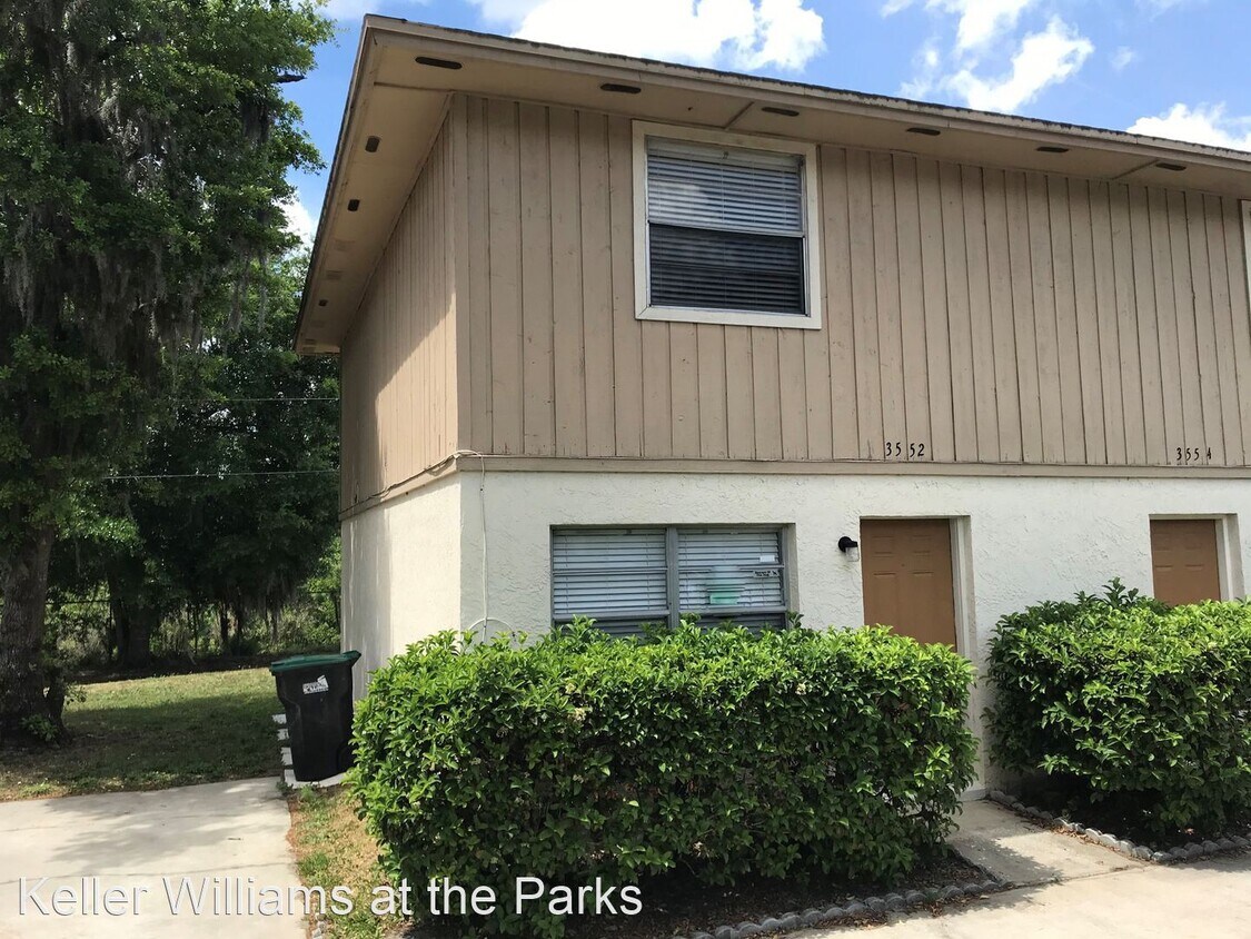 Primary Photo - 2 br, 1.5 bath House - 3552 Khayyam Avenue