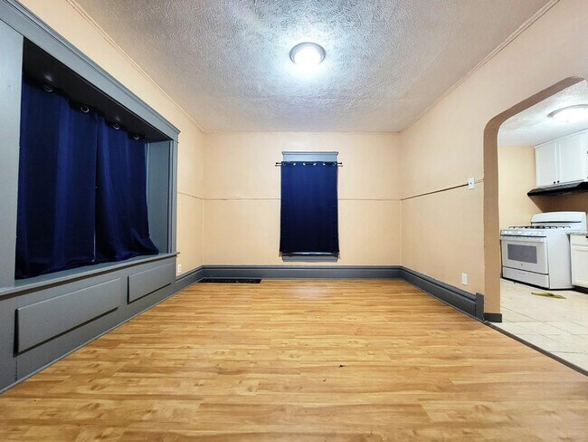 Foto del edificio - 798 Stadelman Ave