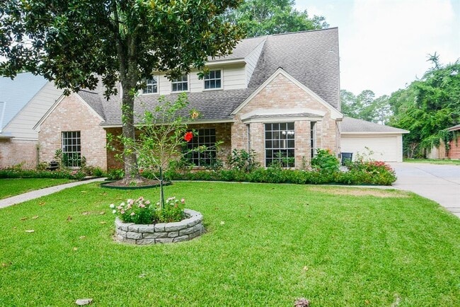 Building Photo - 17319 Tall Cypress Dr