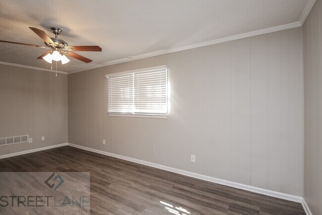 Building Photo - REDUCED!- Now offering $750 off first full...