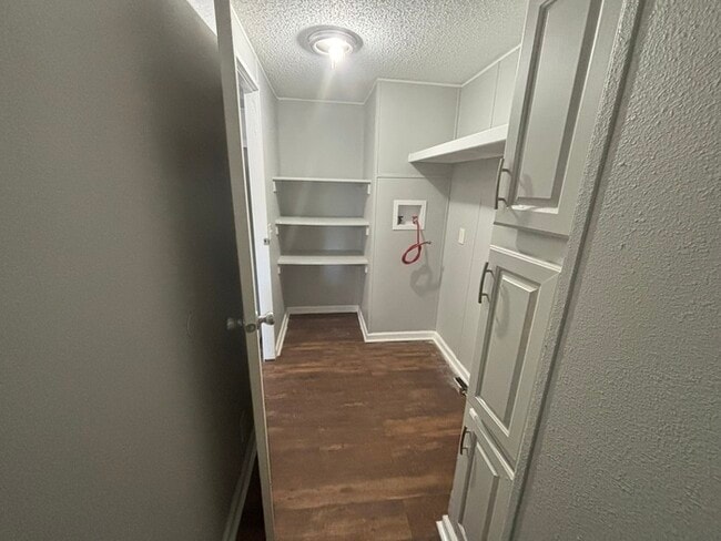 Building Photo - Triangle Mobile Home Park