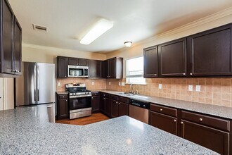 Building Photo - 18215 Rexine Ln