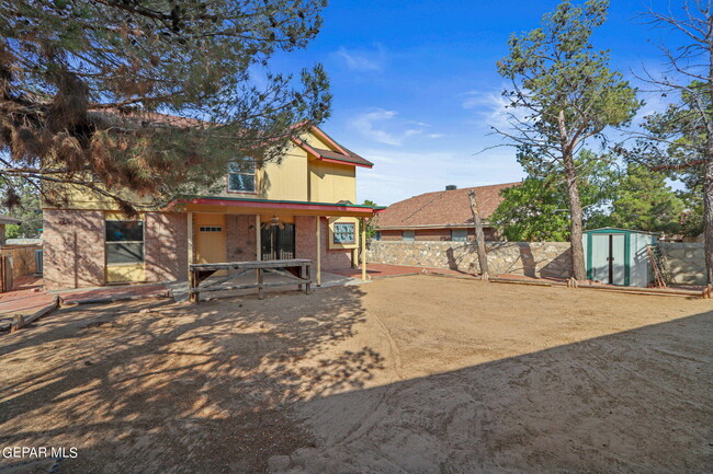 Building Photo - 1433 Sierra De Oro Dr