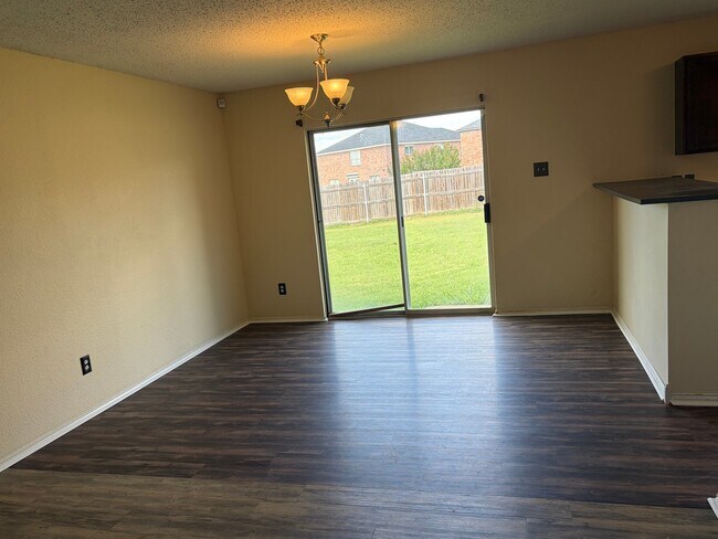 Building Photo - 8103 Zephyr Ct