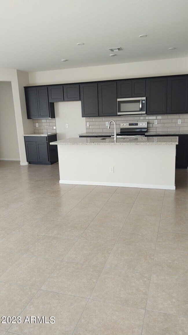 Foto del edificio - 17844 W Villa Hermosa Ln