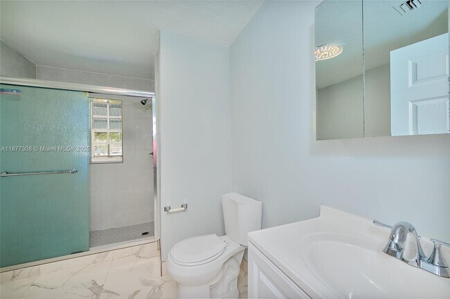 Foto del edificio - 6130 SW 32nd St