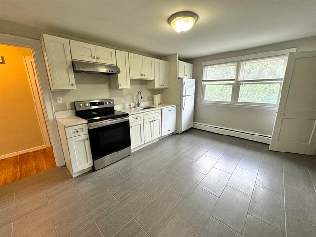 Building Photo - 17 Aldrich Rd