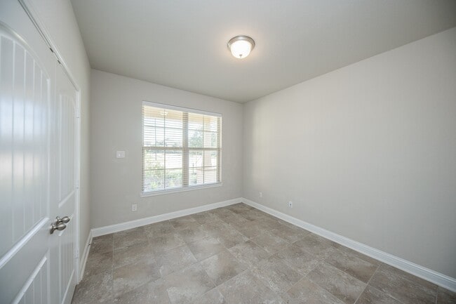 Building Photo - 16103 Devils River Ct