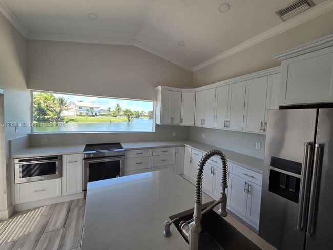 Building Photo - 15037 Brighton Ln
