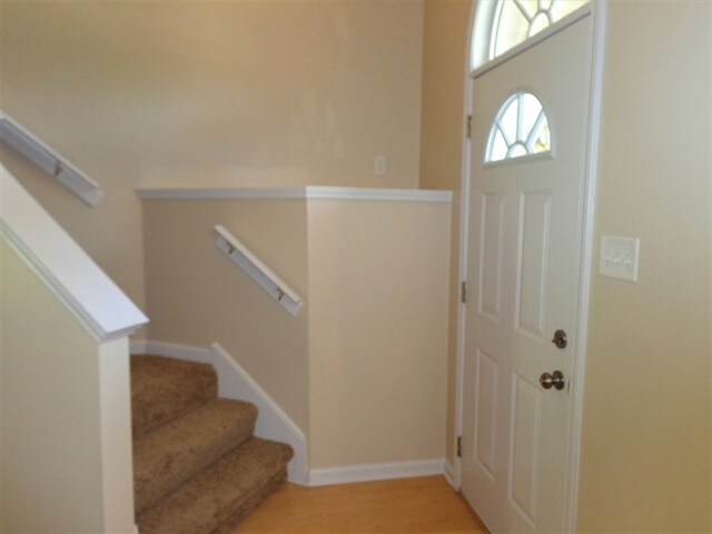 Building Photo - 6909 Parkbrook Lane
