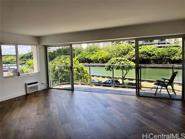 Building Photo - 1645 Ala Wai Blvd