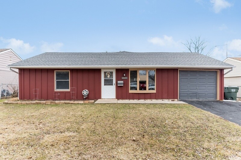 4537 Saratoga Rd, Richton Park, IL 60471 House Rental in Richton Park, IL