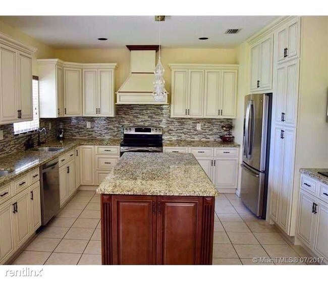 Foto del edificio - 7500 NW 19th Dr