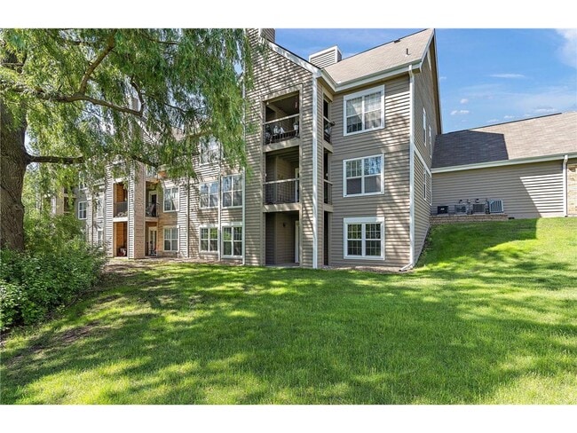 Building Photo - 6048 Chasewood Pkwy