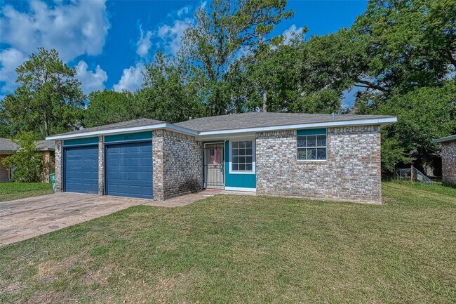 Foto del edificio - 8623 Valley Forest Dr