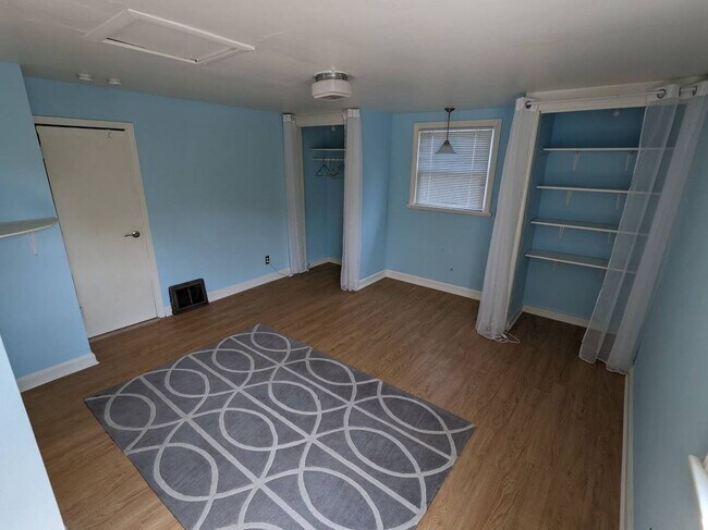 Foto del edificio - 2417 N Pierce St