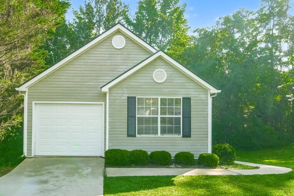 Foto principal - 1214 Foxwood Dr