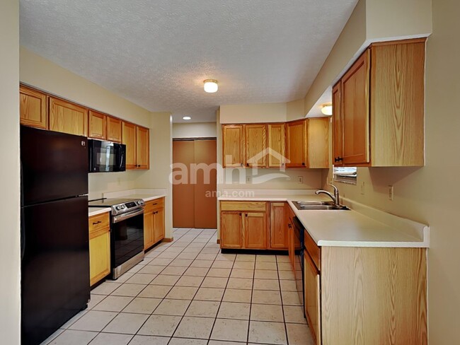 Building Photo - 216 John Reese Pky