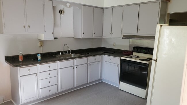 Building Photo - 1107 Baxter Ave