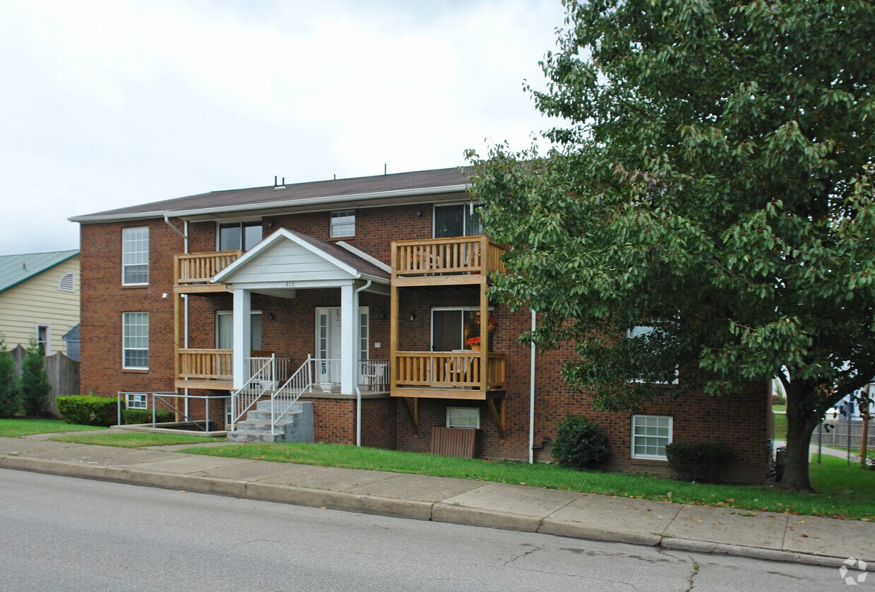 Building Photo - 812 Kanawha Blvd W
