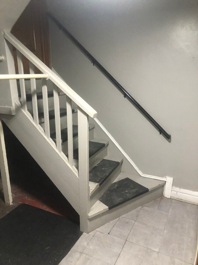 Foto del edificio - 1632 Ridgeland Ave