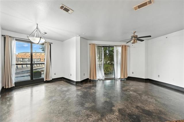 Foto del edificio - 4414 Cedar Springs Rd