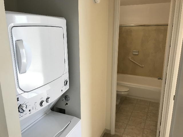 Foto del edificio - To register for the showing time below, note the 4 digit code: 5637 and click "APPLY NOW."(mobile...