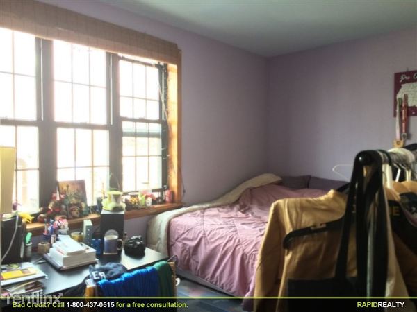 Building Photo - 216 23rd St