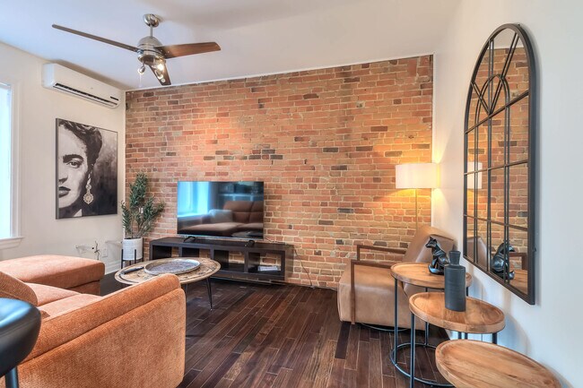 Photo du bâtiment - 1099 Rue Anderson