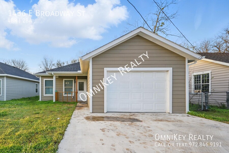 Foto principal - 1436 E Broadway St