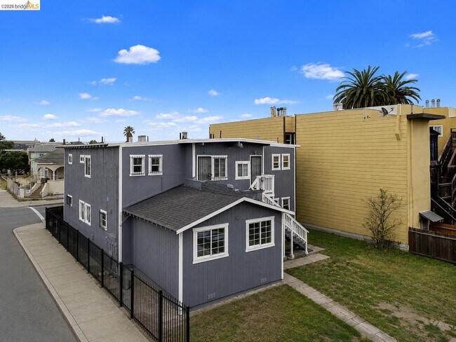 Foto del edificio - 402 Bissell Ave