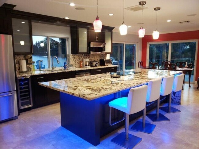 Foto del edificio - 801 NW 49th Way