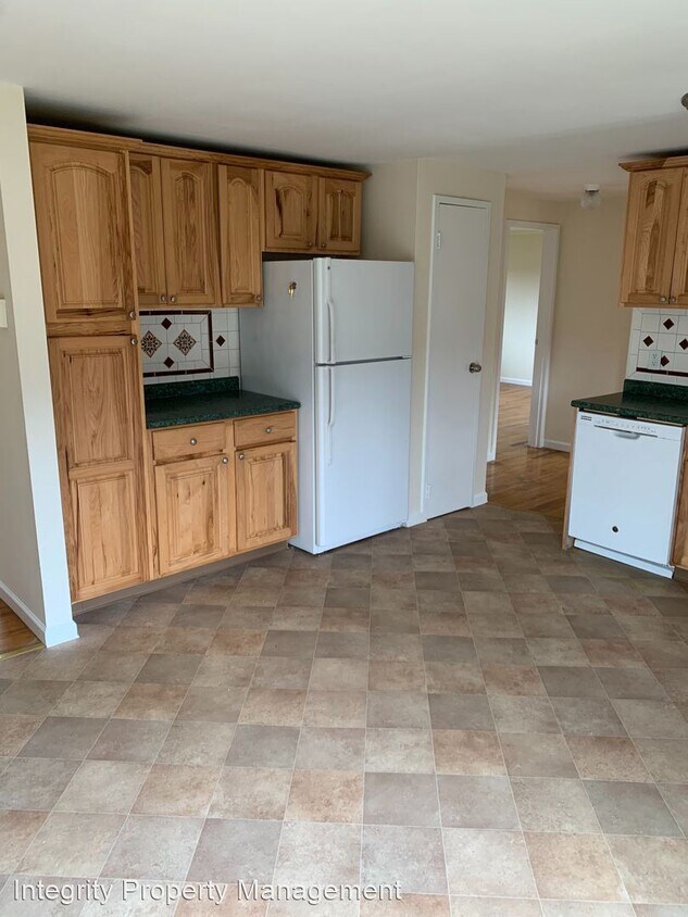 Primary Photo - 2 br, 1 bath House - 903 Parr Meadow Dr