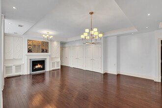 Building Photo - 1717 Avenue Rd