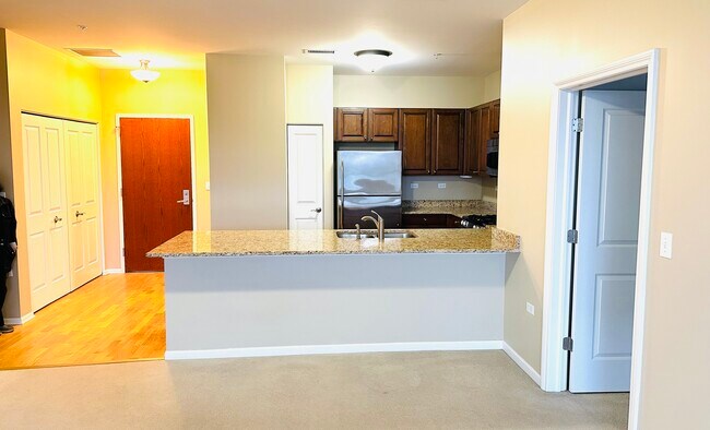 Foto del edificio - 801 Village Center Dr