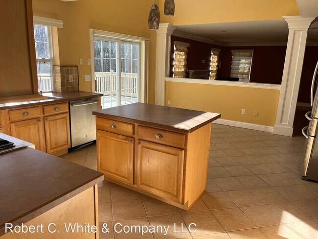 Foto del edificio - 3 br, 2.5 bath House - 138 Eagle Hollow Dr.