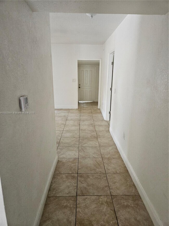 Foto del edificio - 156 NE 78th St
