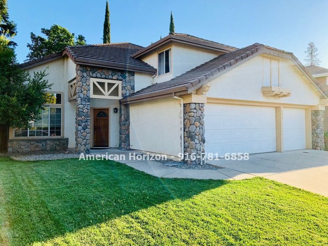 Foto del edificio - LEASED--4 Bed 3 Bath Stanford Ranch Rocklin