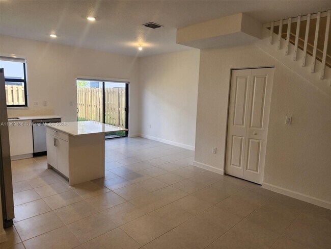 Foto del edificio - 12867 SW 232nd Ln