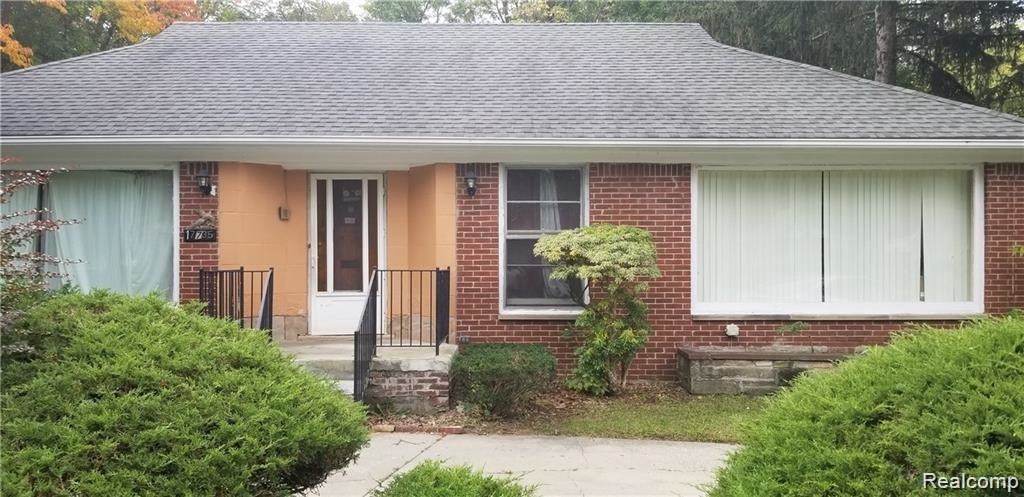 Foto principal - 17735 Pierson St