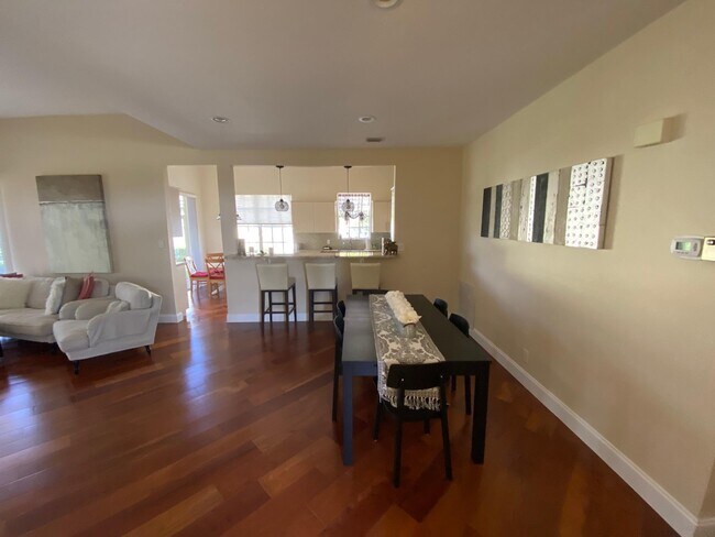 Foto del edificio - 8157 Quail Meadow Way