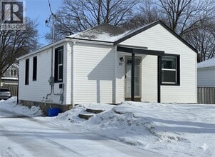 Building Photo - 80 Glen Rd