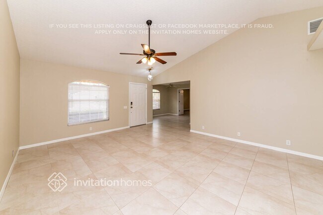 Foto del edificio - 7348 Linden Ln