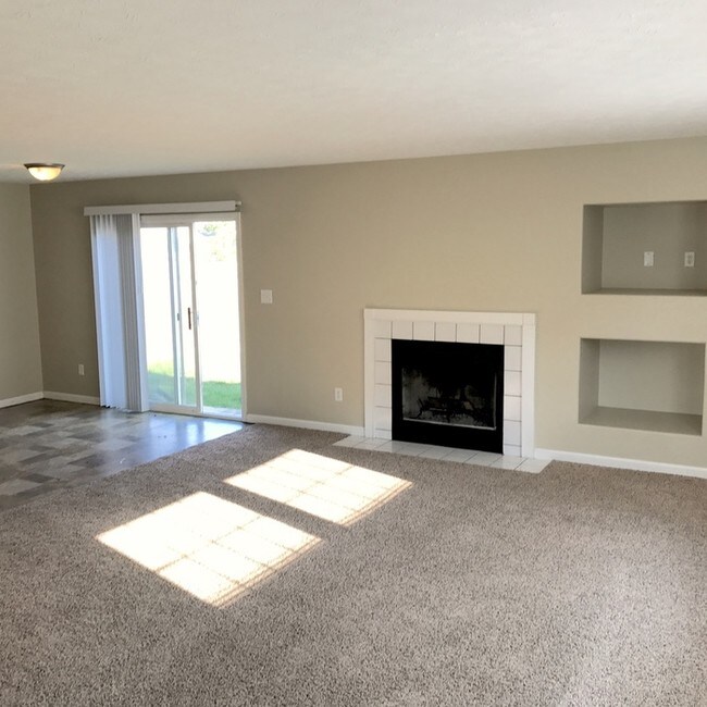 Building Photo - 11550 Signet Ln
