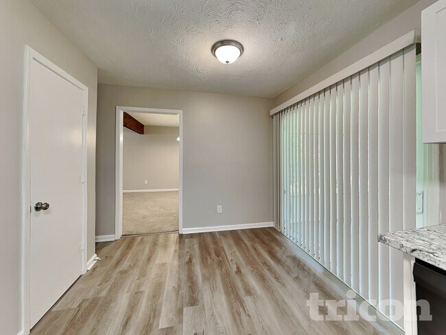 Building Photo - 6169 Charring Cross Ct