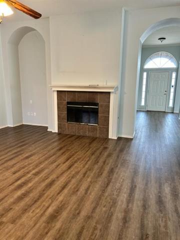 Foto del edificio - 8405 Greenfield Dr