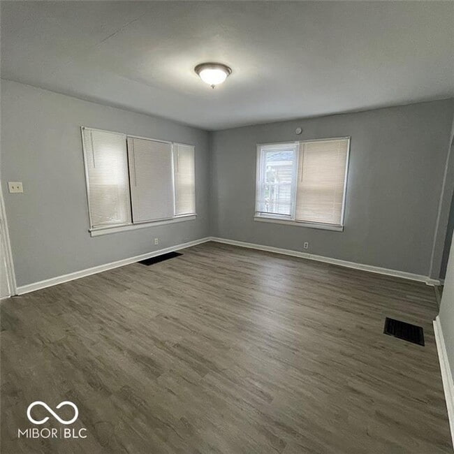 Foto del edificio - 216 N 6th Ave