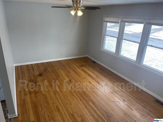 Building Photo - 6012 N 68th St